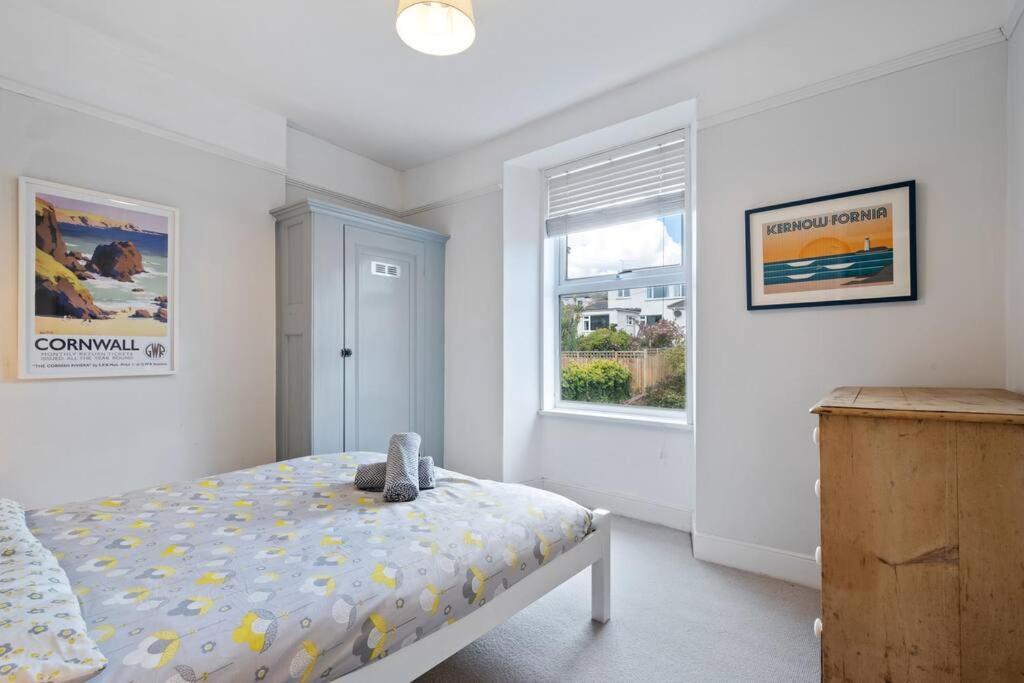 Pendennis - Bright Victorian Flat, Sea Views & Close To Beach Falmouth Ngoại thất bức ảnh