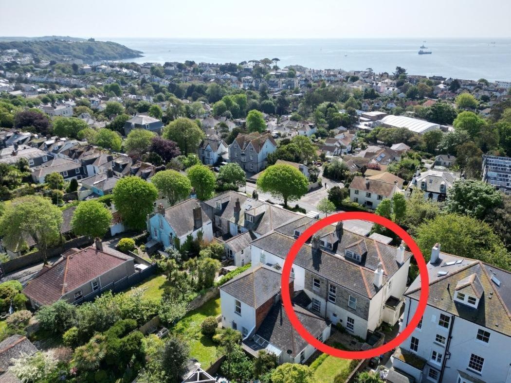 Pendennis - Bright Victorian Flat, Sea Views & Close To Beach Falmouth Ngoại thất bức ảnh